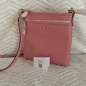 New COACH Bubblegum Pink Crossbody Bag ♠️🌸♠️🌸♠️🌸